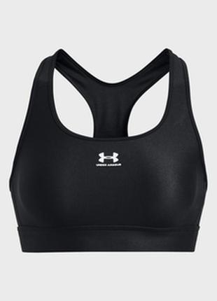 Спортивный женский топ бренда under armour.