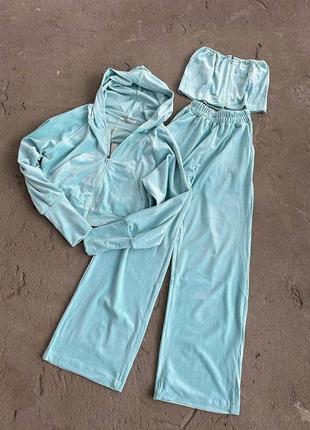 Женский велюровый костюм