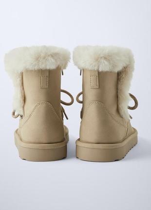 Чобітки уггі zara