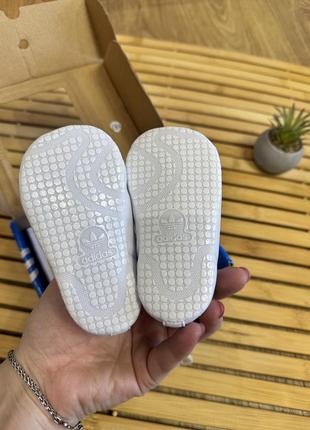 Кросівки adidas для найменших малюків немовлят