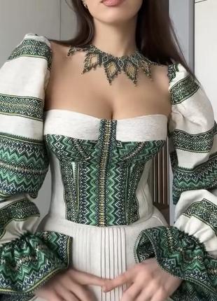 Вишита корсетна сукня