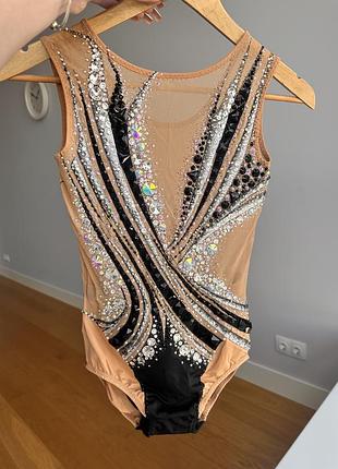 Купальник для выступлений из художественной гимнастики