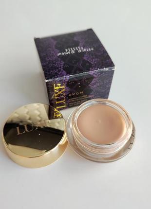 Матирующий тональный крем мусс эйвон люкс natural glamour avon luxe velvet matte.