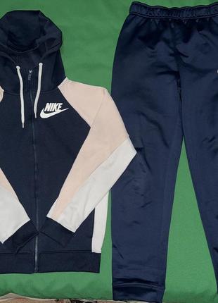 Комплект nike sportswear, оригинал, размер s/m
