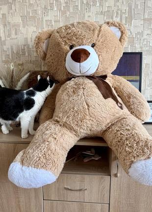 Плюшевий ведмедик 140 см