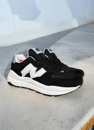 Женские кроссовки new balance