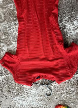 Красное платье mohito с 5