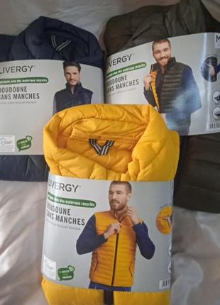 Мужская стеганая безрукавка, еевопейские размеры s,m,l,xl.