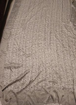 Роскошный, крупный шелковый палантинfabiero santi. италия