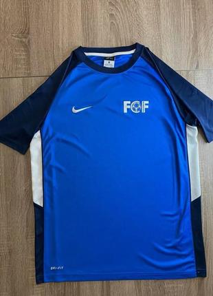 Спортивна футболка nike