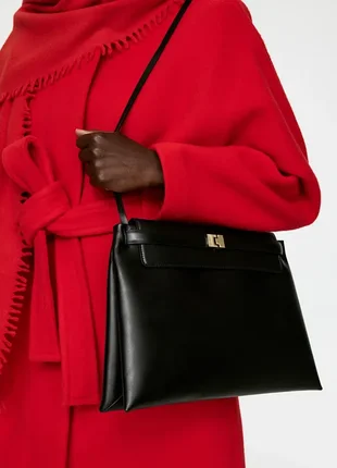 Шкіряна сумка через плече arket