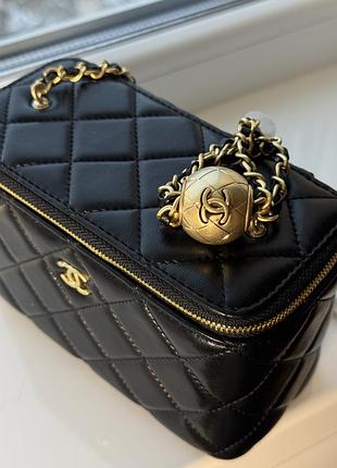 Сумка маленькая chanel