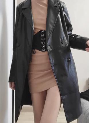 Платье с связками