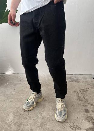 Мужские джинсы высокого качества плотный материал красиво сидят на теле очень стильные брюки