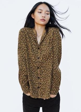 Красивая джинсовая рубашка zara