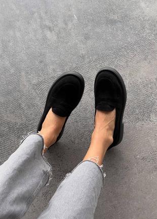 В наличии лоферы натур замш черные 23 24,5 25 26