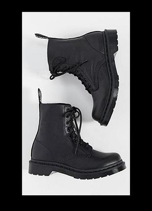 Dr. martens