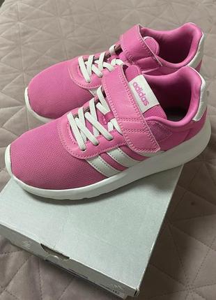 Кроссовки adidas 33 размер.