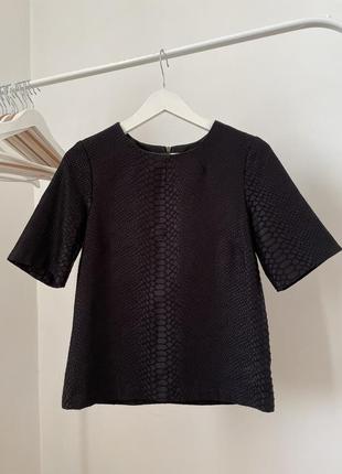 Фактурная блуза футболка