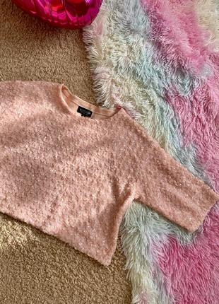 Кофта персикового цвета в маечках