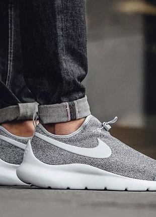 Кросівки nike оригінал 45,5 розміру в ідеальному стані