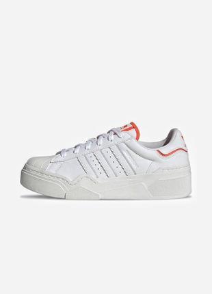 Шкіряні білі кросівки на високій підошві платформі  adidas superstar bonega 2b  cloud white solar red 36-37 розмір