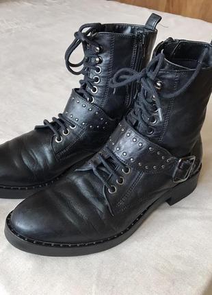 Женские кожаные ботинки tamaris размер  40-41.