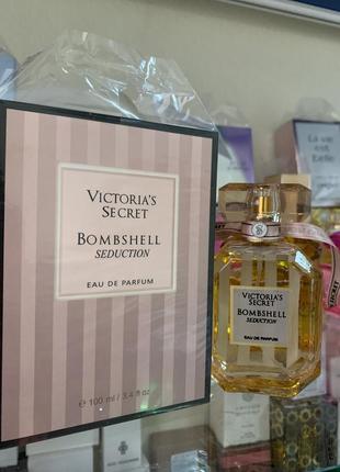 Victoria’s secret bombshell seduction
