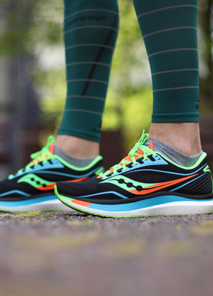 Кроссовки saucony endorphin speed