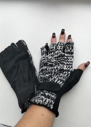 Крутезные кожаные перчатки