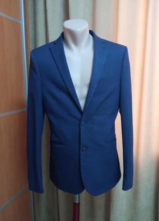 Чоловічий класичний піджак limited edition