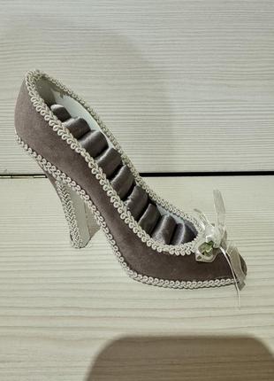 Підставка для прикрас туфелька