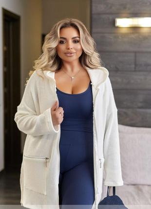Кардиган женский вязаный, с капюшоном, на молнии, с карманами на молнии, батал, плюс сайз, молочный3 фото