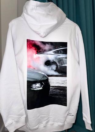 ◽️ brand_cars_store :біла худі ,унісекс з принтом • розмір м(oversize)• ціна 1400 , доставка по всій україні