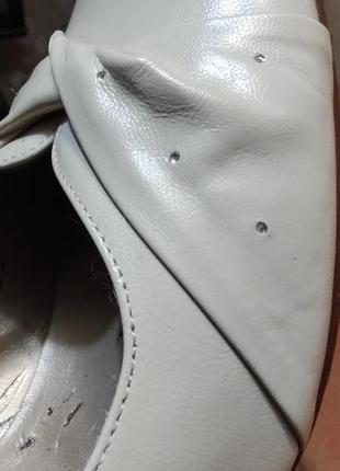 Нові туфлі весілля випускний офіс