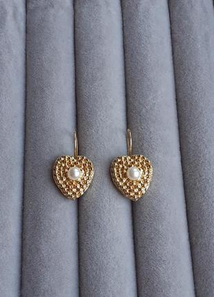 Нежные серьги бижутерия