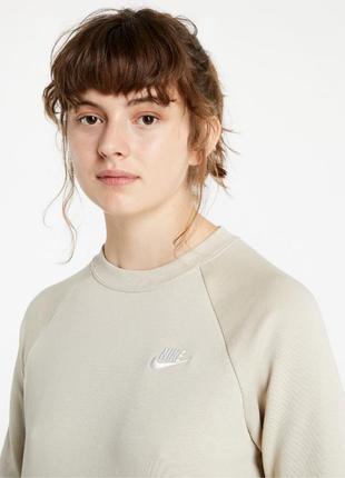 Мягкий и легкий на каждый день.
nike ideas essential box's fleece crew/реглан женский metcon nike/ спортивный свитер женский