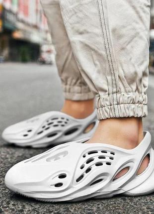 Сланцы женские adidas yeezy foam runner (без лого)