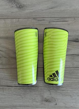 Adidas щитки футбольные оригинал