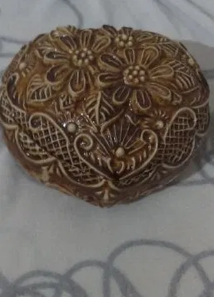 Большая шкатулка в форме "сердца"