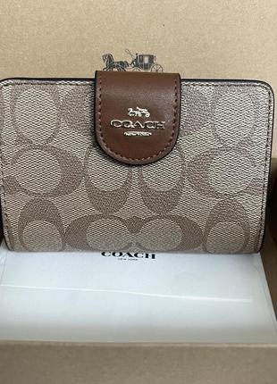 Кошелек coach corner zip