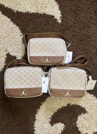 Сумка air jordan monogram crossbody | nike, найк, джордан месенджер