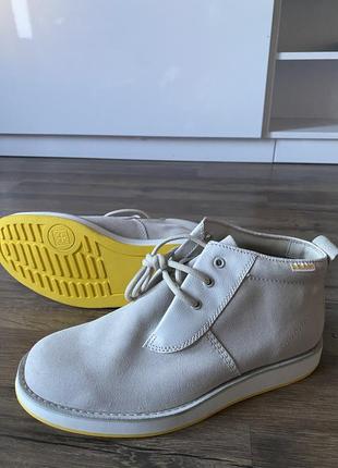 Замшевые ботинки мужские dr.martens