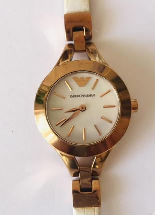 Швейцарские часы emporio armani