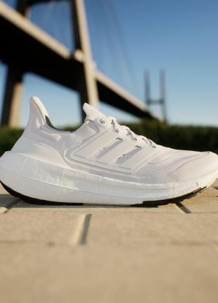 Кросівки adidas ultraboost light running shoes grey gy9350