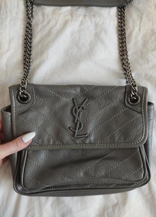 Сумка Yves Saint Laurent