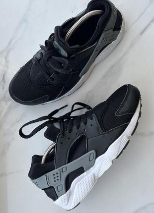Кросівки nike air huarache