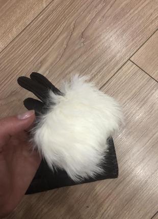 Кожаные перчатки