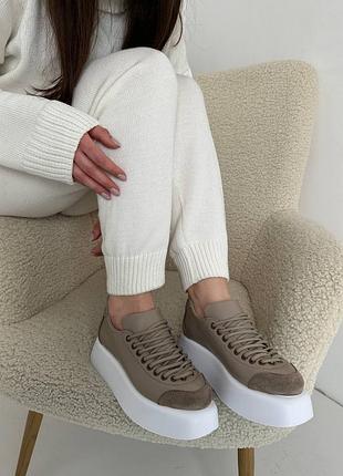 Кросівки на платформі моко