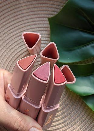 Lys beauty cream glow blush stick кремовые сияющие румяна в стеку1 фото
